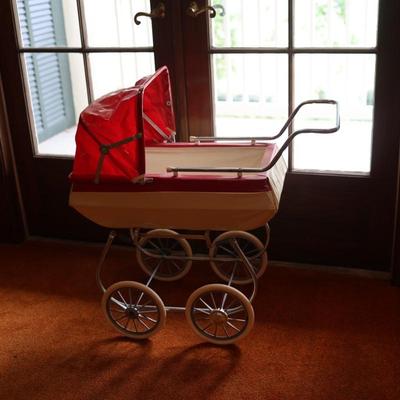 Vintage Baby Doll Pram/Carriage