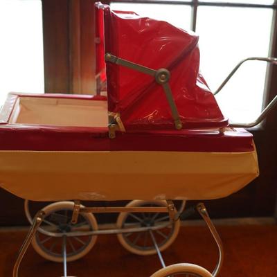 Vintage Baby Doll Pram/Carriage