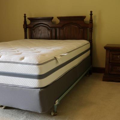 Wood Double Headboard with Beauty Rest Mattress