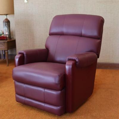 LA-Z-BOY Burgundy Recliner