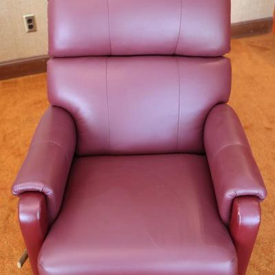 LA-Z-BOY Burgundy Recliner