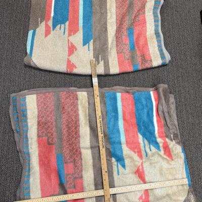 2 Southwest-style Native American Indian Prints Polyester Mix Blankets