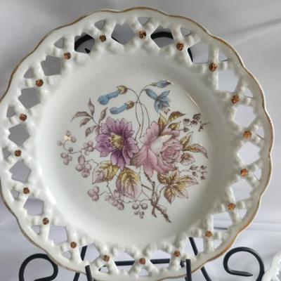 Vintage Plates (5)