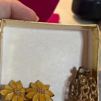 Golden toned clip on earrings