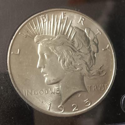 1925 UNC PEACE SILVER DOLLAR