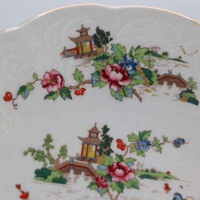 Two Small Crown Staffordshire 'Pagoda' Bone China Dishes (2)