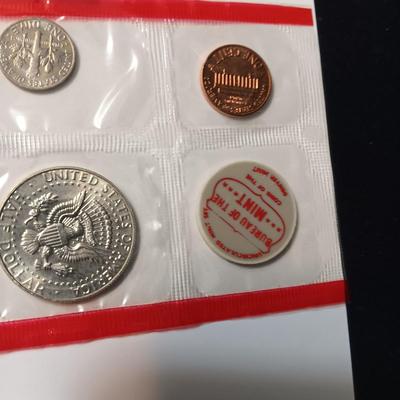 1969 PA AND DENVER MINT PROOF SETS