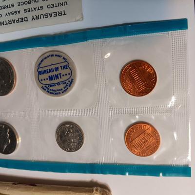 1969 PA AND DENVER MINT PROOF SETS