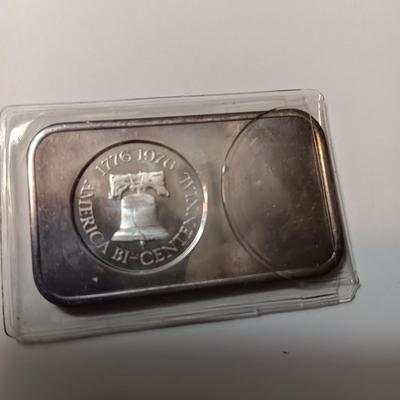 ONE OUNCE PURE SILVER .999 WITH A RAISED INDIAN