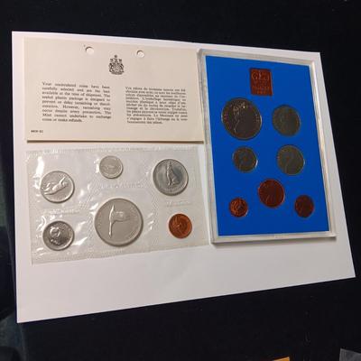 2 CANADIAN COINS PROOF SETS