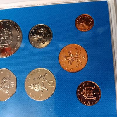 2 CANADIAN COINS PROOF SETS