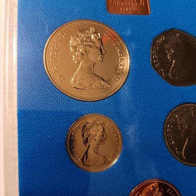 2 CANADIAN COINS PROOF SETS