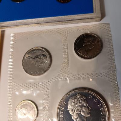 2 CANADIAN COINS PROOF SETS