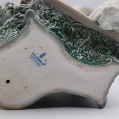 Lladro "Sunday in the Park" Lady On Bench Figurine