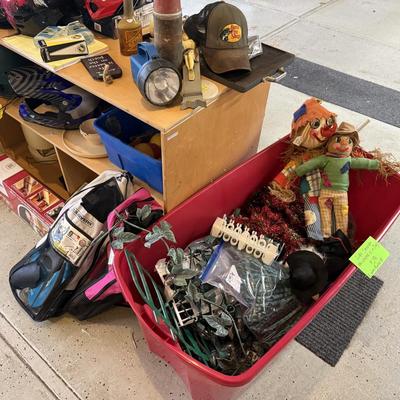 Lot 18: Garage Center Selection