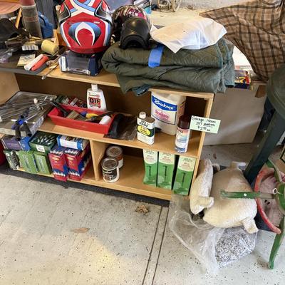 Lot 18: Garage Center Selection