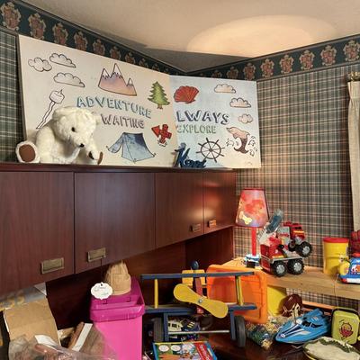 Lot 23: Kids Toys, Desk & More