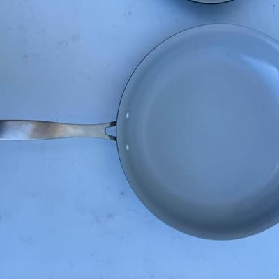 A - Tramontina 3-pack Hard Anodized Aluminum Ceramic Nonstick Fry Pan Set