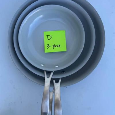 D - Tramontina 3-pack Hard Anodized Aluminum Ceramic Nonstick Fry Pan Set