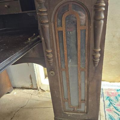 Antique wood Secretary desk with drop down front - For repair