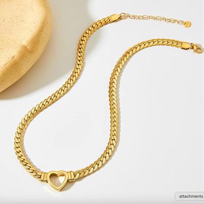 FFlat Cuban Link Chunky Chain Necklace Gold Stainless Steel Hollow Heart Charms Choker Clavicle Jewelry for Women Teen Girls