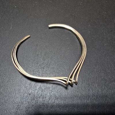 .925 marked Chevron style bracelet and sterling silver vintage Filigree Sorrento ear rings