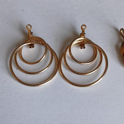 A pair of 14k Earrings with no posts / hooks and a beautiful necklace pendant
