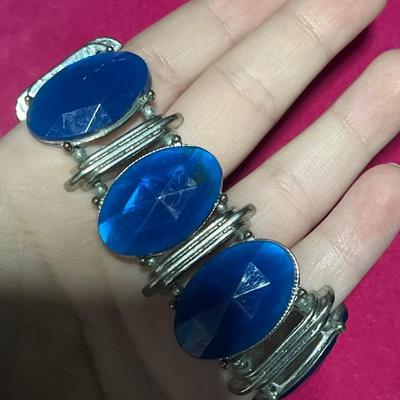 Silver toned blue jeweled bracelet