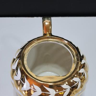 Vintage Sadler Swirl Gold Teapot White Leaf Design Made in England Numbered on base