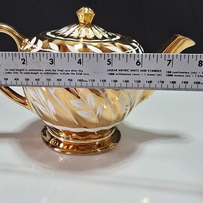Vintage Sadler Swirl Gold Teapot White Leaf Design Made in England Numbered on base