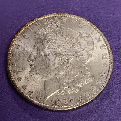 1887 MORGAN SILVER DOLLAR