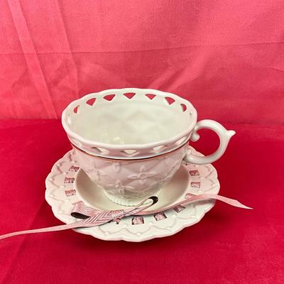 Lot A 480 Lenox “Tied with Hope” Teacup