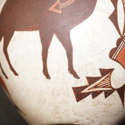 ACOMA PUEBLO VESSEL HAND CRAFT & DECORATED 11" - SIGNED M. ANTONI0