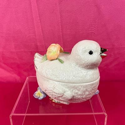 Lot A 488 Lenox Occasions Easter Chick Candy Dish