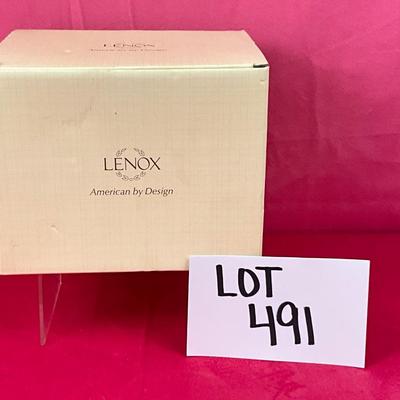 Lot A 491 Lenox American By Design Rose Music Box