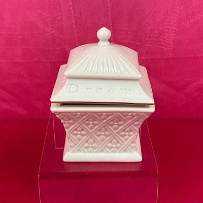 Lot A 495 Lenox Music Sentiment Box “Beautiful Dreamer” NEW