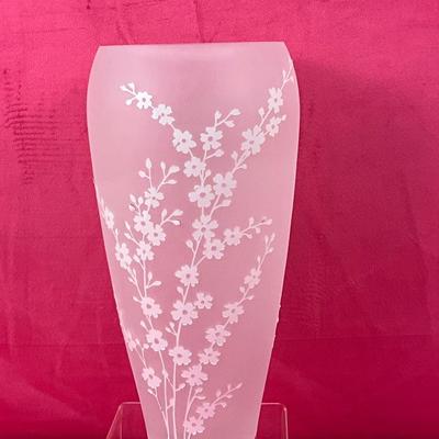 Lot A 500 Lenox “Bellina” Large Vase