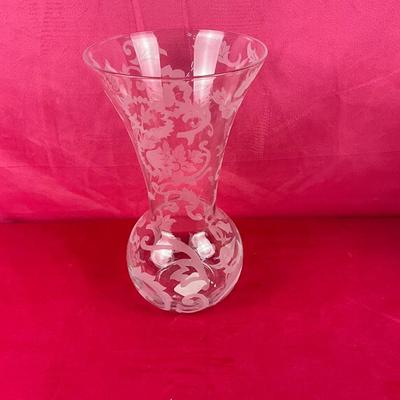 Lot A 503 Lenox Floral Nouveau Clear Vase