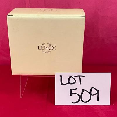 Lot A 509 Lenox Peanuts “Tough Break Charlie Brown” #2