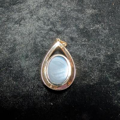14K Blue Stone Pendant