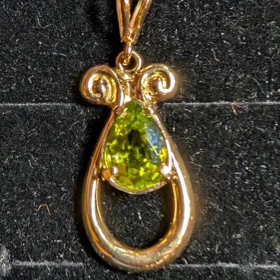 14K Peridot Pendant
