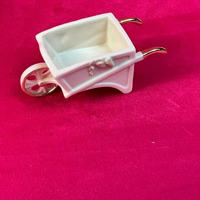 Lot A 514 Lenox Treasures Halloween & Harvest Trinket Boxes Lot Pendant & more