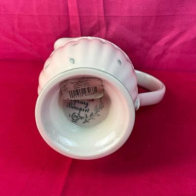 Lot A 520 Lenox RARE Spring Bouquet Pitcher NEW
