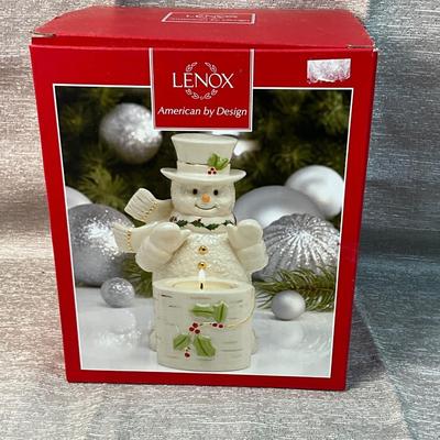 Lot A 523 Lenox Snowman Tea Light Holder NEW