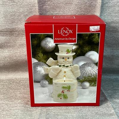 Lot A 523 Lenox Snowman Tea Light Holder NEW