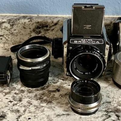 Zanza Bronica Camera