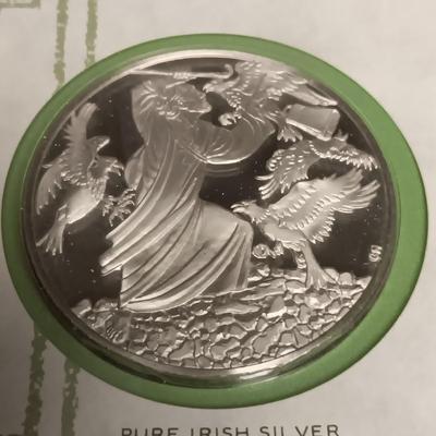 .999 IRISH SILVER ST PATRICK'S DAY MEDAL AND CACHET