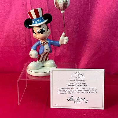 Lot A 530 Lenox American Mickey NEW