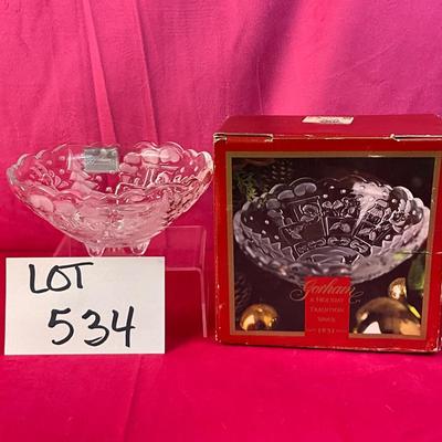 Lot B 534 Gorham Holiday Traditions North Pole Express Train Bowl