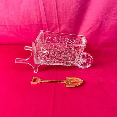 Lot B 537 Gorham Garden Serenade Wheelbarrow Dish NEW